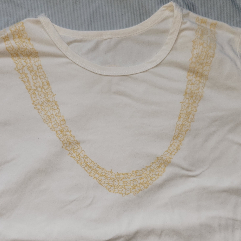 Mahina Made Lei Pikake 3 Strand Off White Tee T-Shirt Yellow Medium MahinaMade - Picture 11 of 15